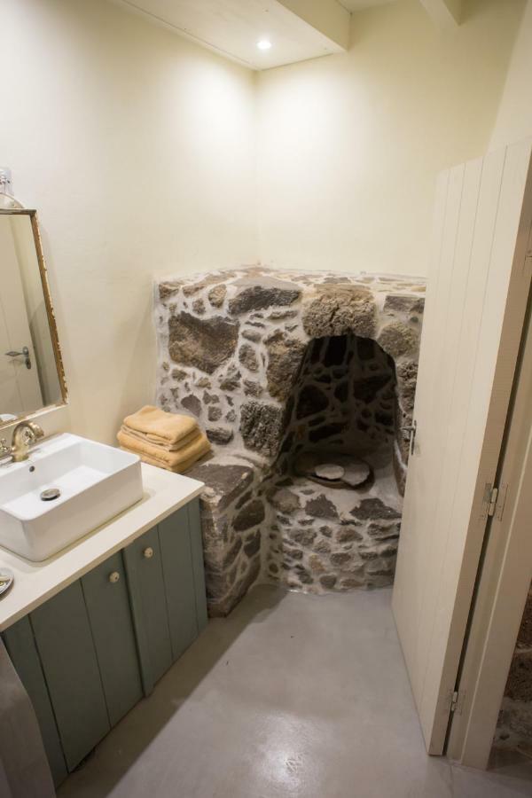 Pyrgos Stone House Villa Emporeios  Bagian luar foto