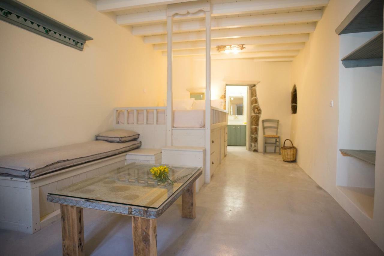 Pyrgos Stone House Villa Emporeios  Bagian luar foto