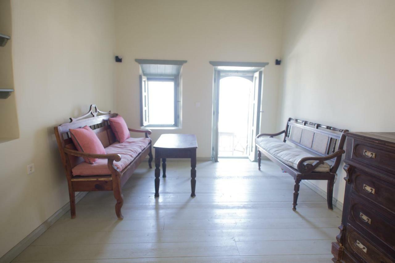 Pyrgos Stone House Villa Emporeios  Bagian luar foto