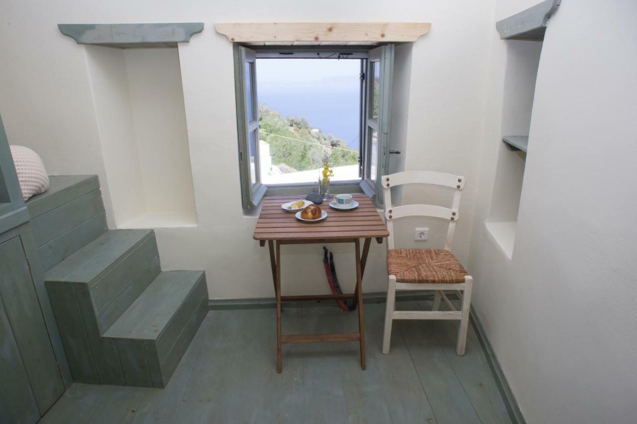 Pyrgos Stone House Villa Emporeios  Bagian luar foto
